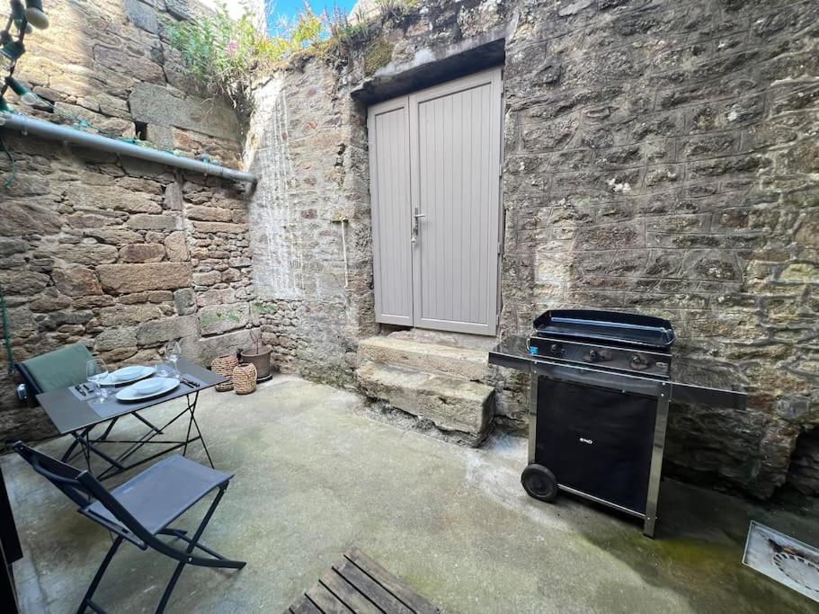 Villa Cocon Urbain De Charme Dinan Exterior foto